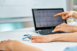 man getting heart rate checked after abusing xylazine