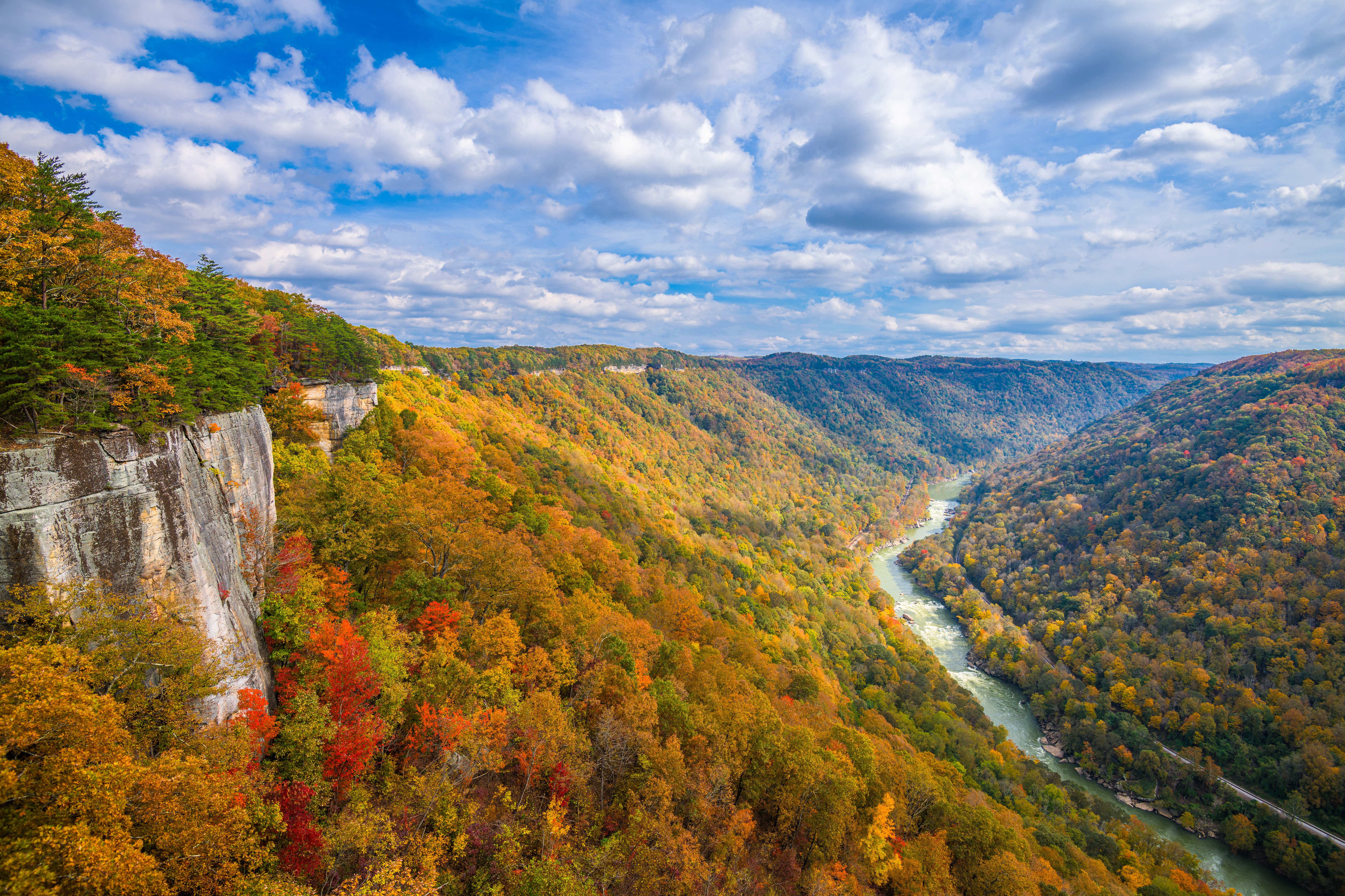 New River Gorge, West Virginia, USA autumn landscape at the Endless Wall.